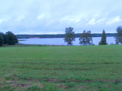 Cycling to Askersund.